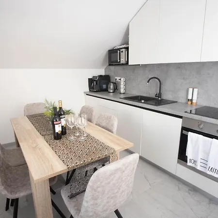 Apartman Andrea Vinkovci Exterior foto